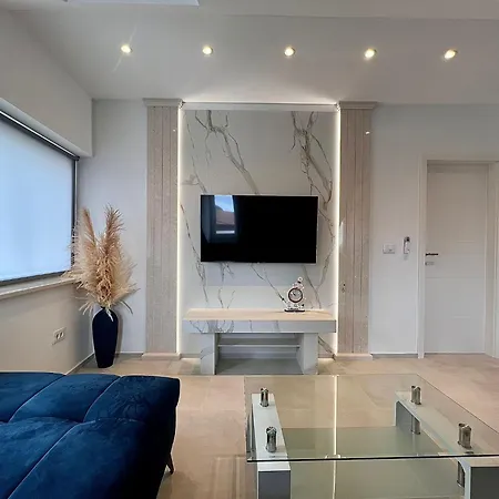 Luxe Nikolina Appartement