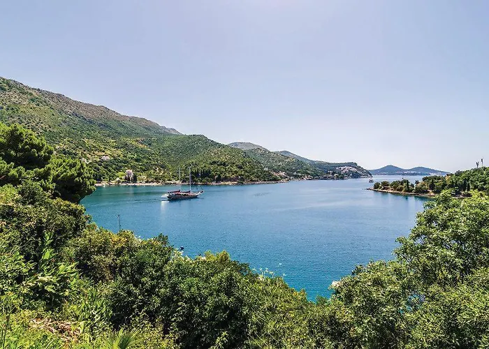 公寓 Luxe Nikolina 扎通